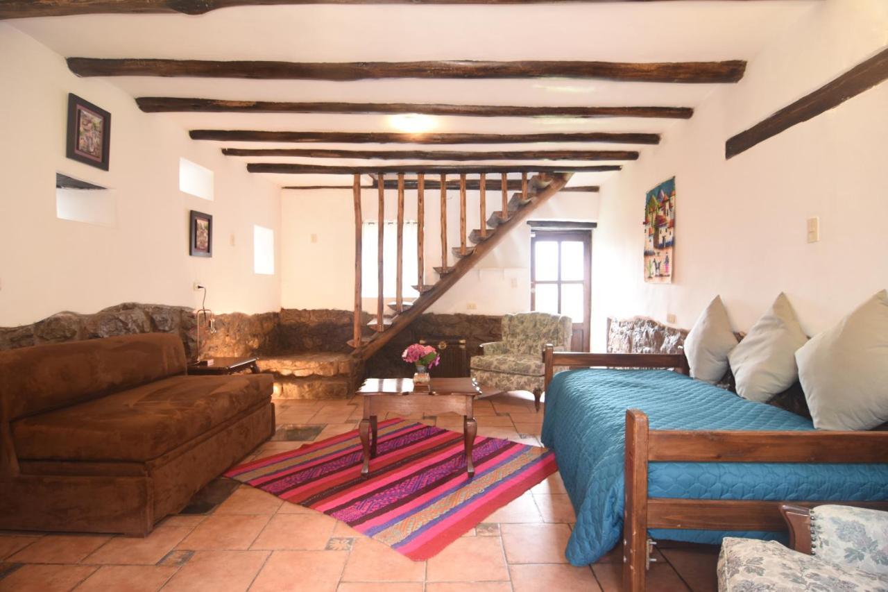 Lizzy Wasi Urubamba Hotel Kültér fotó