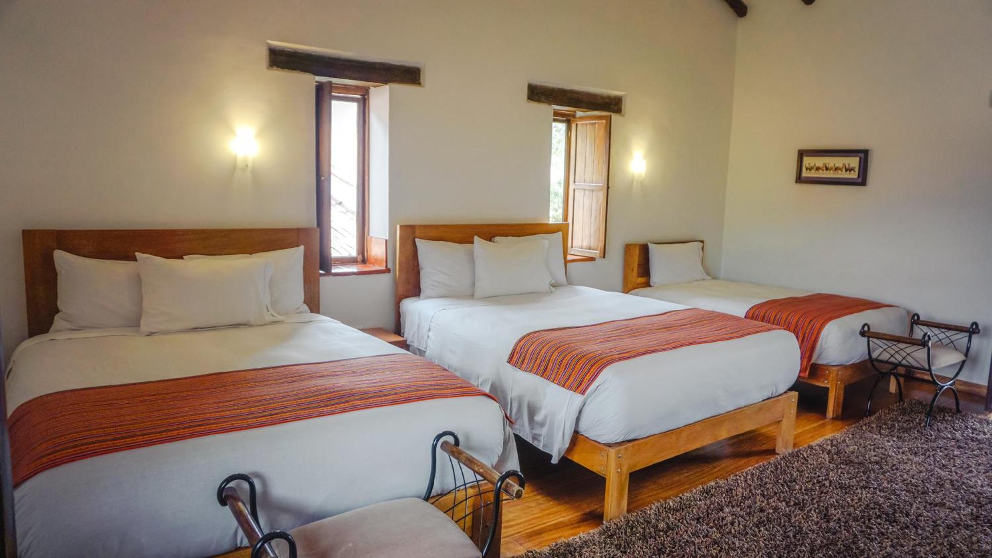 Lizzy Wasi Urubamba Hotel Kültér fotó