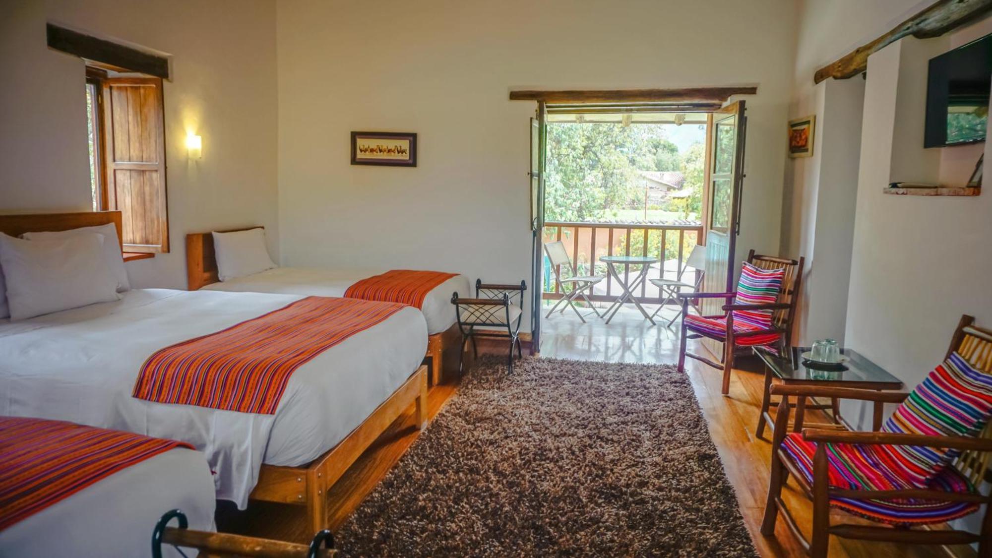 Lizzy Wasi Urubamba Hotel Kültér fotó