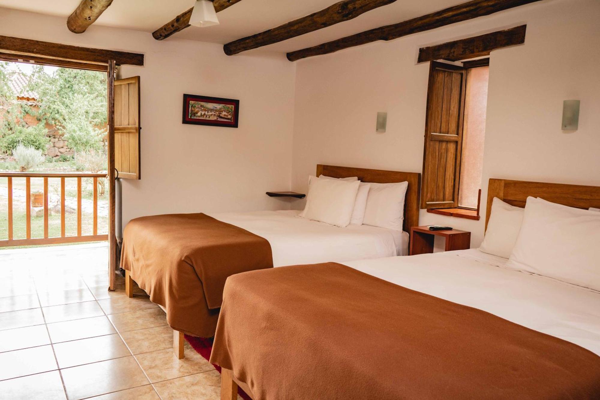 Lizzy Wasi Urubamba Hotel Kültér fotó
